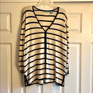 Gorgeous silk/cashmere sweater- L